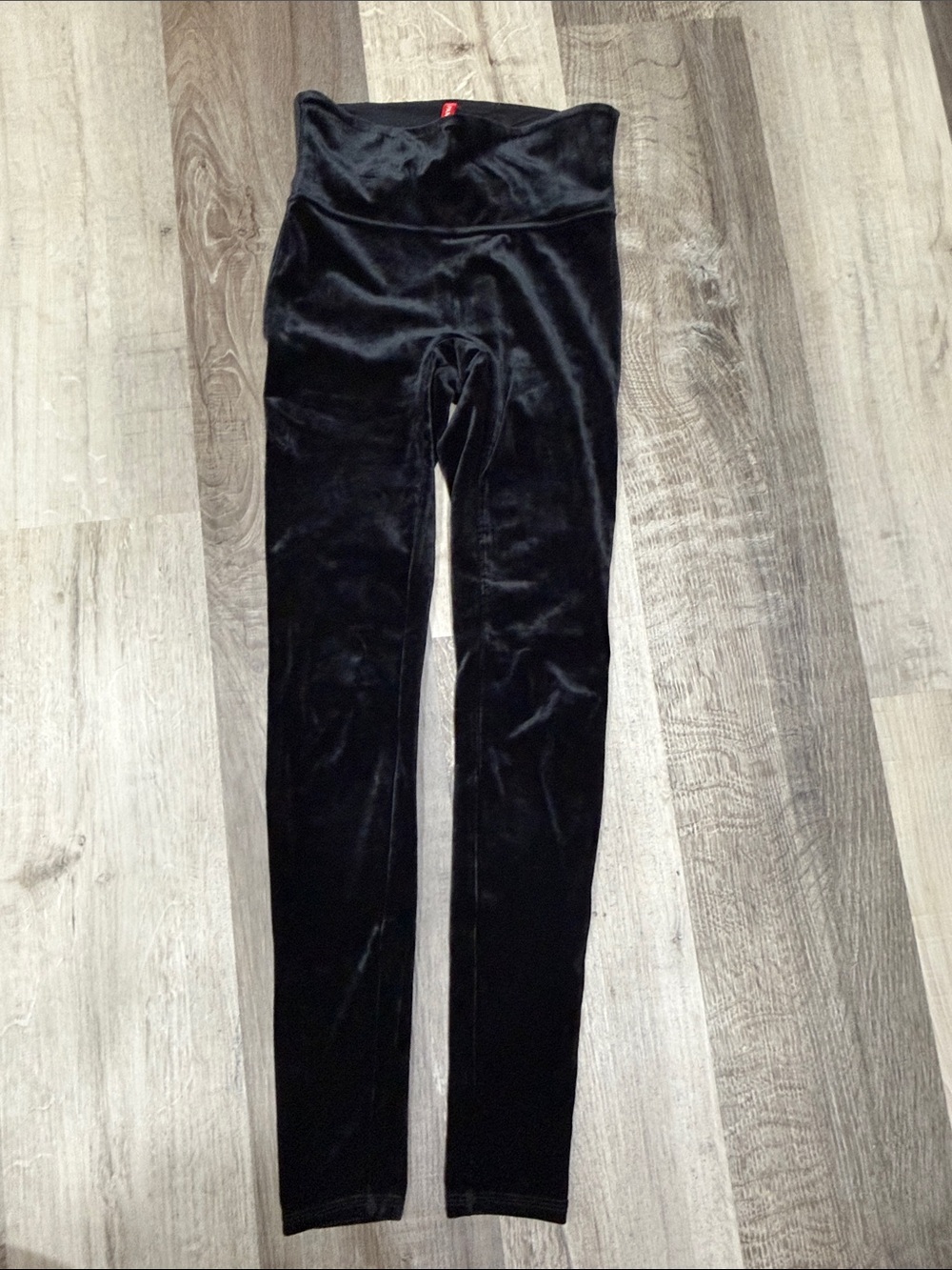 Black Velvet Small Leggings - High Waist